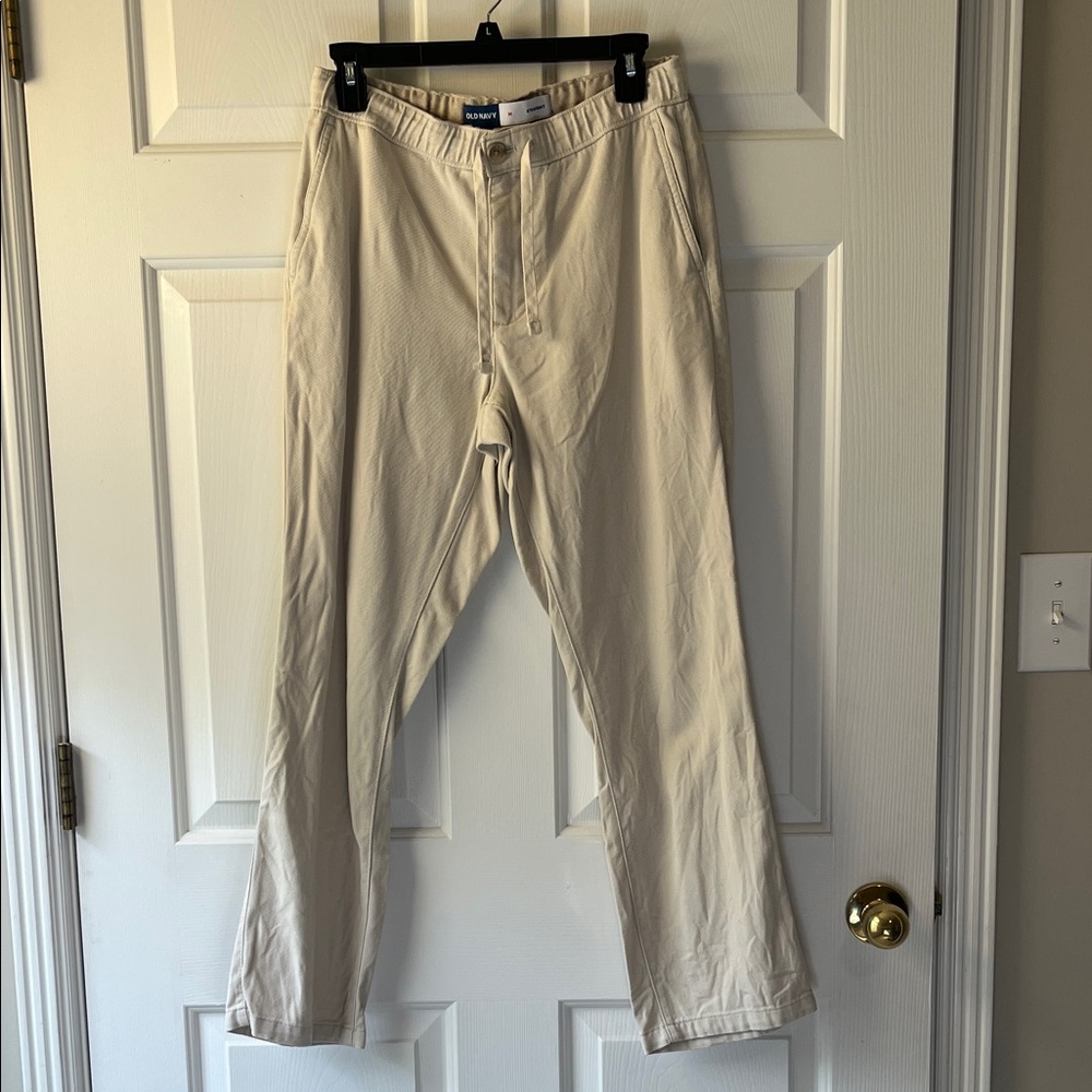 Club Room Men's Light Cream Chino Pants